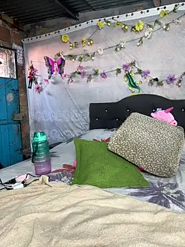 NinaGauther online show from 02.11.26