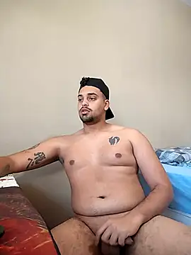 Snapshot of Xcumshot33 chatting on 09.16.25 Xcumshot33 online show from 09.16.25