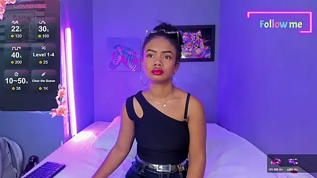 EmmaSmith06 online show from 12.27.24