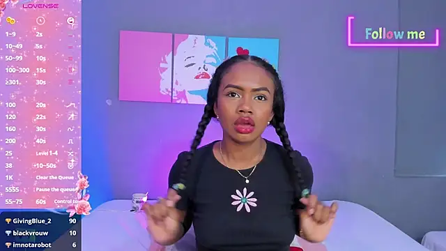 EmmaSmith06 online show from 01.25.25