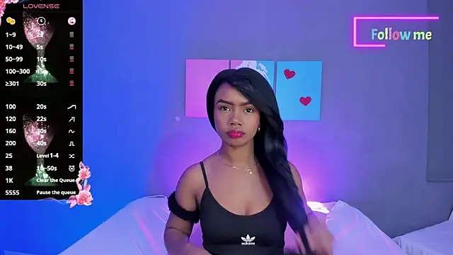 EmmaSmith06 online show from 02.18.25