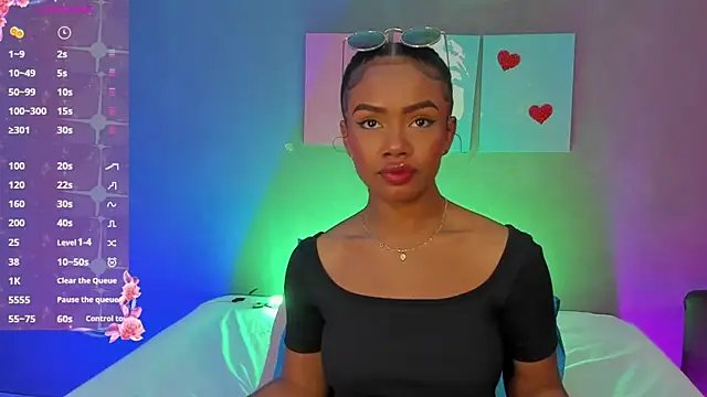 EmmaSmith06 online show from 11.19.25