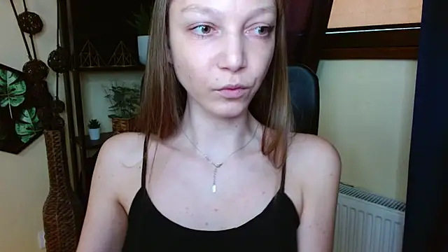 EmillyPlay online show from 03.28.26