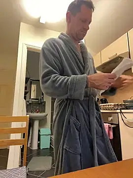 Snapshot of Yourhotboy_42 chatting on 02.01.25 Yourhotboy 42 online show from 02.01.25