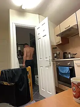 Snapshot of Yourhotboy_42 chatting on 03.01.25 Yourhotboy 42 online show from 03.01.25