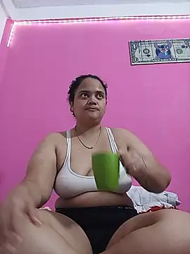 brunnette hot online show from 06.11.26