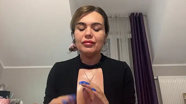 DESIREjenny online show from 02.14.25