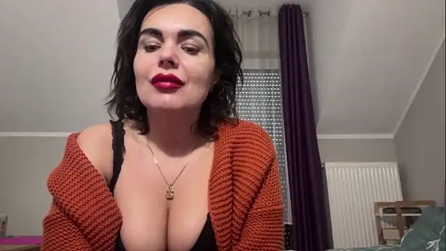 DESIREjenny online show from 12.04.25