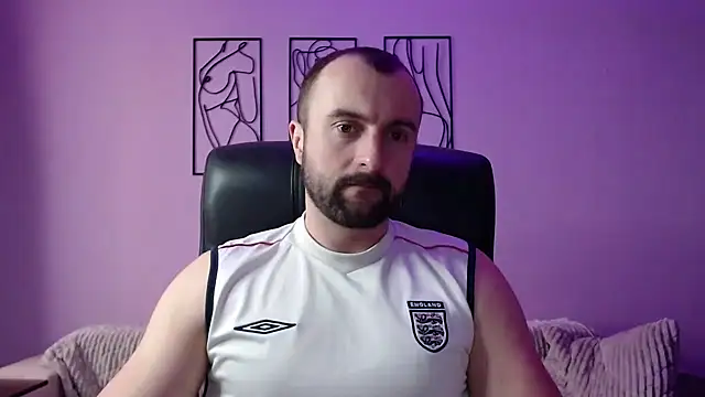 brindlefly6969 online show from 02.14.25