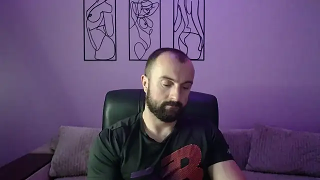 brindlefly6969 online show from 10.10.25