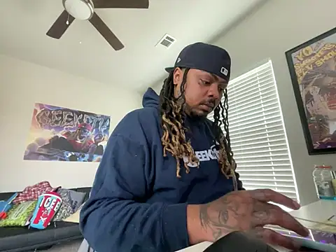 4EVAGLACIERS online show from 04.06.26