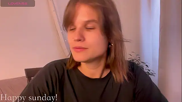 Your Hand In mine online show from 04.26.26