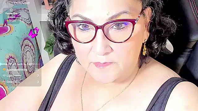 cataleya mom online show from 10.22.25