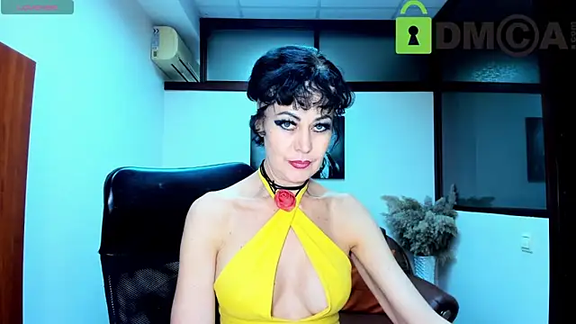 Silvia Wallec online show from 02.15.25