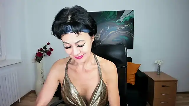 Silvia Wallec online show from 09.10.25