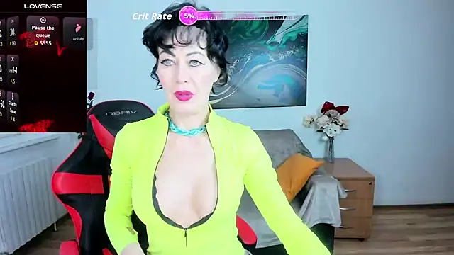 Silvia Wallec online show from 02.07.26