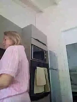 lady charlyne online show from 01.15.25