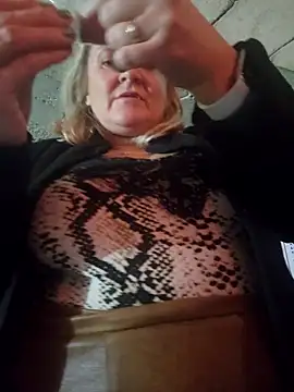 lady charlyne online show from 03.21.25