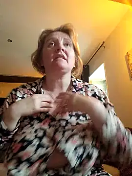 Snapshot of lady_charlyne chatting on 04.29.26 lady charlyne online show from 04.29.26