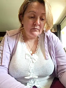 Snapshot of lady_charlyne chatting on 05.07.26 lady charlyne online show from 05.07.26