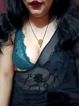 Snapshot of Priya_Boudi chatting on 02.25.25 Priya Boudi online show from 02.25.25