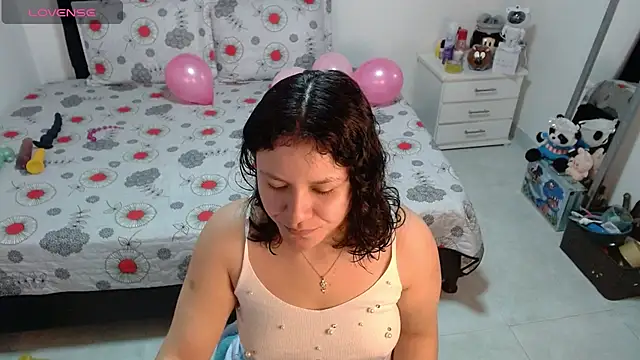 soniafuckboobs online show from 04.15.26