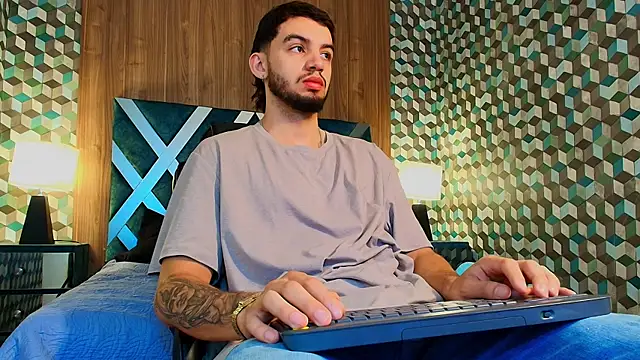 Michael magno online show from 11.08.25