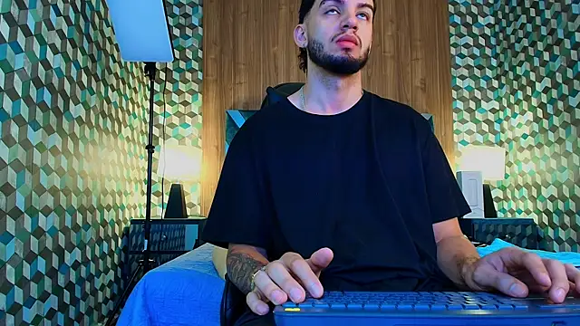 Michael magno online show from 11.10.25