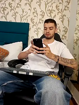 Michael magno online show from 02.08.26