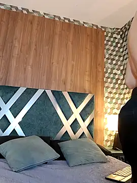 Michael magno online show from 04.18.26