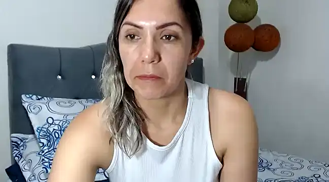 Chantal hott online show from 03.08.25