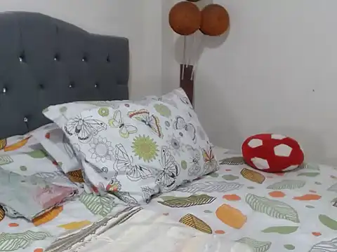 Chantal hott online show from 03.15.25