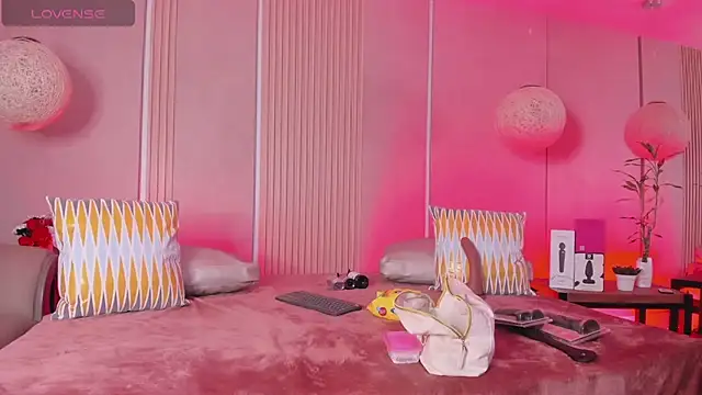 sabrina shark  online show from 03.13.26