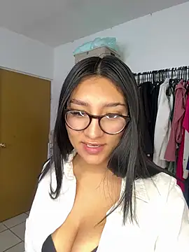 Sexyedith09 online show from 04.13.26