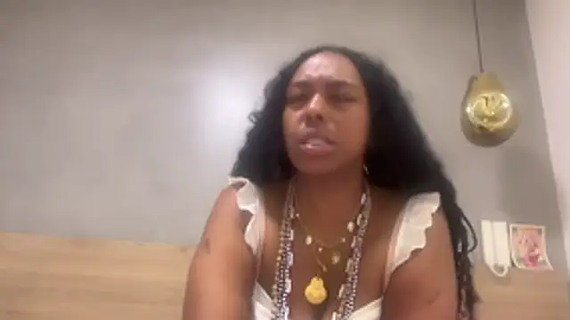 ChocolateCakeQueen online show from 04.17.26