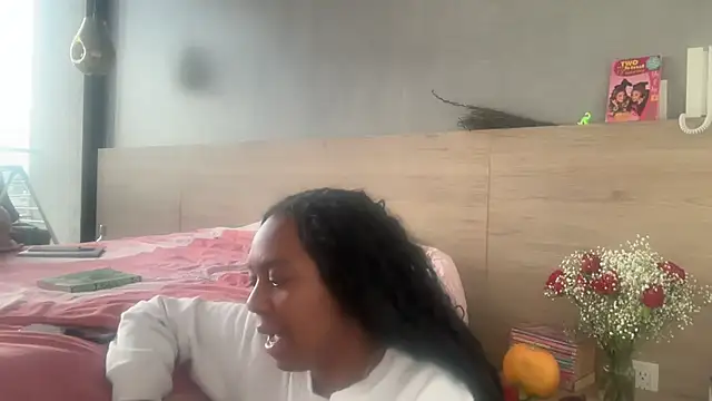 ChocolateCakeQueen online show from 04.17.26