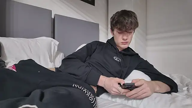 twinkyjd  online show from 11.05.25