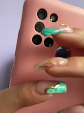 hannahb-e online show from 02.06.25