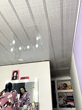 hannahb-e online show from 09.26.25