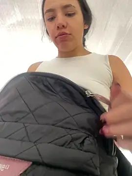 hannahb-e online show from 02.13.26