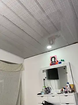 hannahb-e online show from 03.17.26