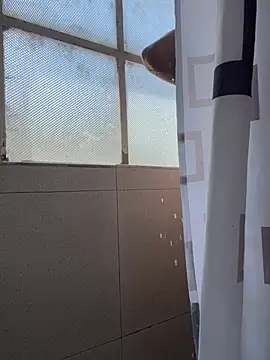 hannahb-e online show from 04.04.26