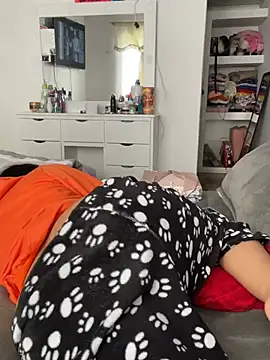 hannahb-e online show from 04.18.26