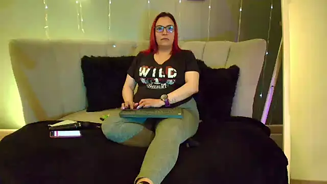 Sammy owens  online show from 02.02.25