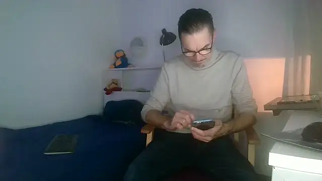 Snapshot of francky-libertin chatting on 01.23.25 francky-libertin online show from 01.23.25