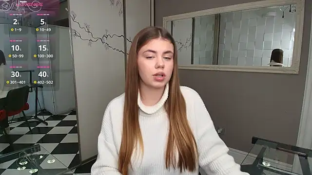 Snapshot of IsabellaBler chatting on 12.17.24 IsabellaBler online show from 12.17.24