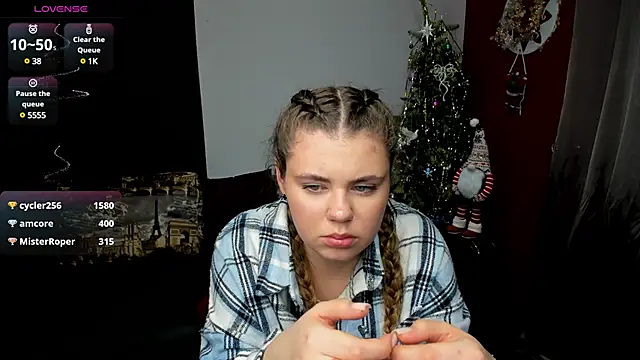 Snapshot of IsabellaBler chatting on 12.23.24 IsabellaBler online show from 12.23.24