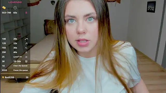Snapshot of IsabellaBler chatting on 03.14.25 IsabellaBler online show from 03.14.25