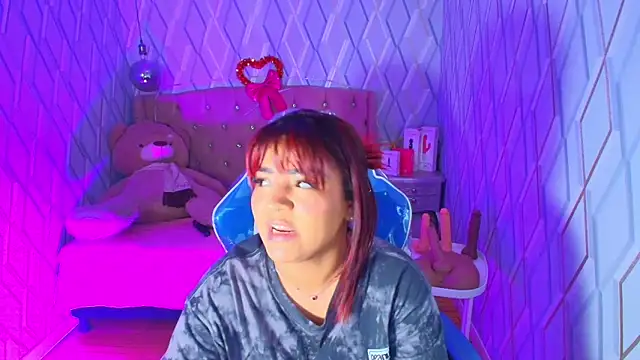 NicolleTaylor online show from 02.08.26