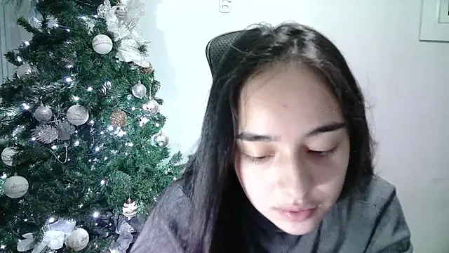 Snapshot of aineangeel chatting on 01.25.25 aineangeel online show from 01.25.25